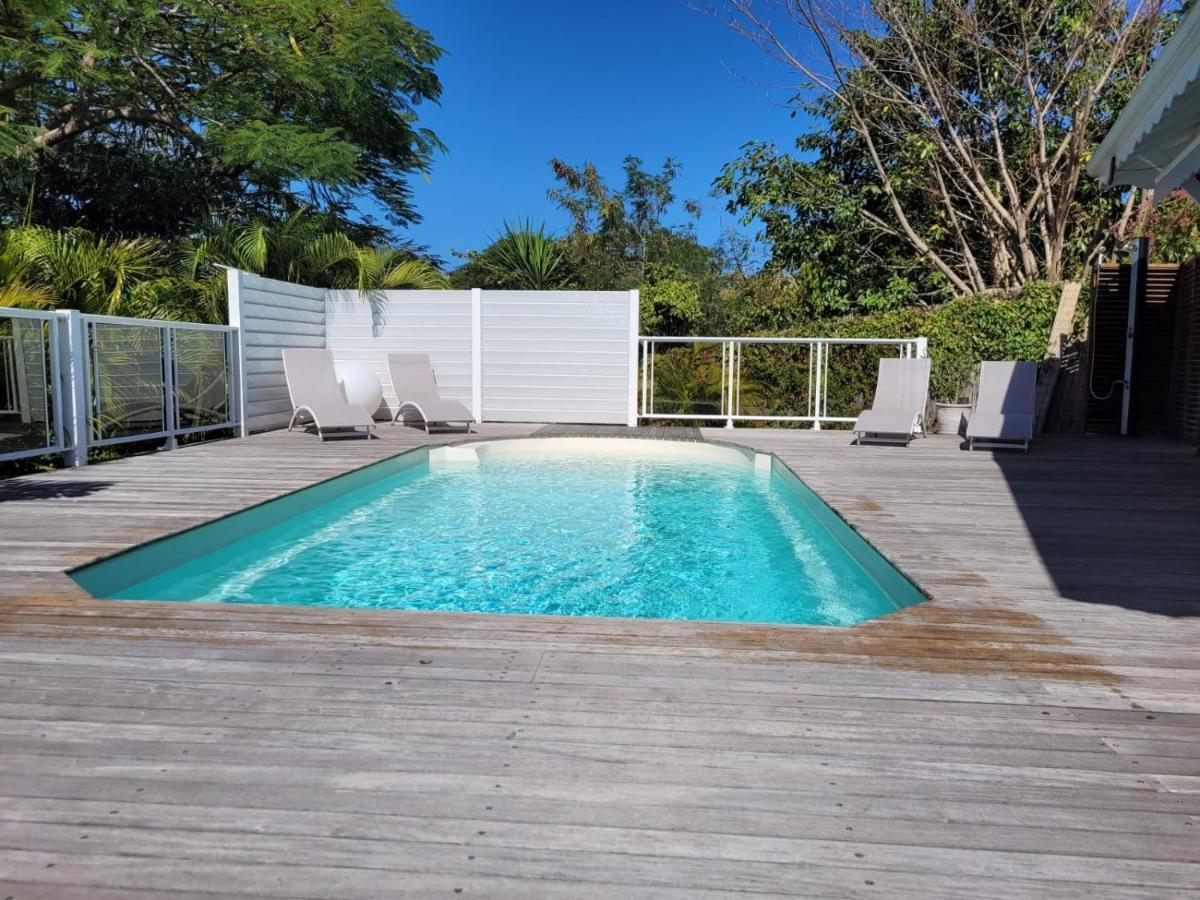 Villa Ste Marthe Avec Piscine, Grande Terrasse, Jardin Intime Et Citerne D'Eau Saint-Francois  Eksteriør bilde